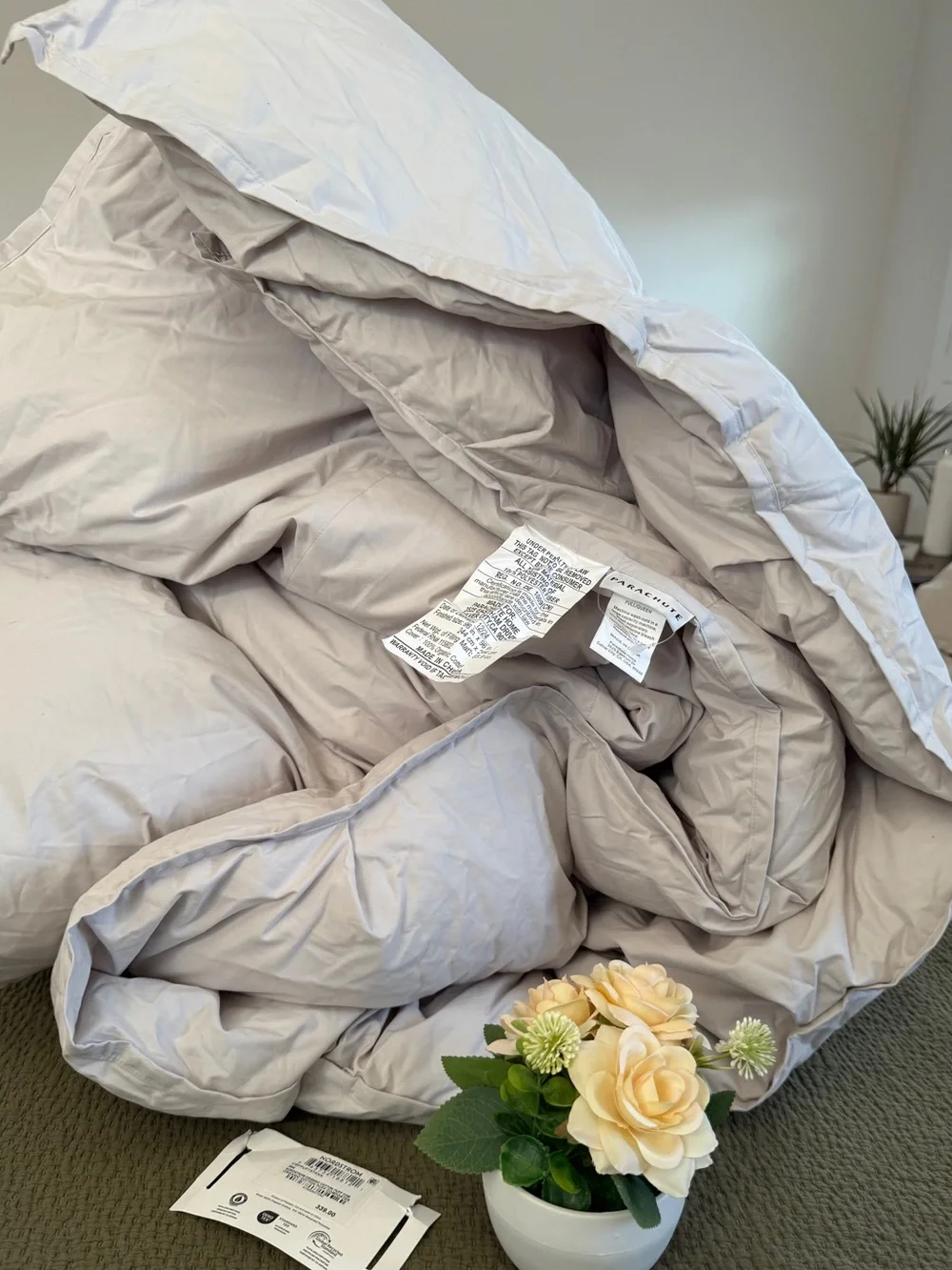 PARACHUTE Organic Cotton Puff Comforter $339 LIKE NEW BONE Full / Queen